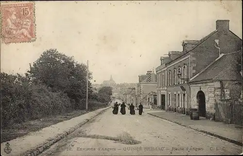 Ak Brissac Quince Maine et Loire, Route d'Angers