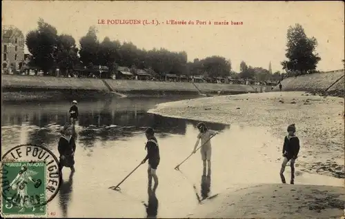 Ak Pouliguen Loire-Atlantique, L'Entree du Port