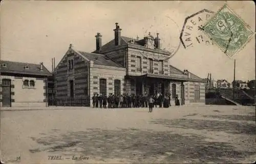 Ak Triel Yvelines, La Gare