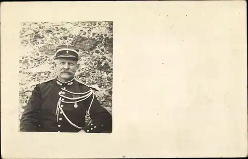Foto Ak Französischer Soldat in Uniform, Portrait