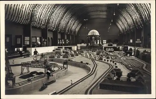 Ak München Bayern, Eisenbahnbetriebsmodell in Halle I, Deutsche Verkehrsausstellung 1925