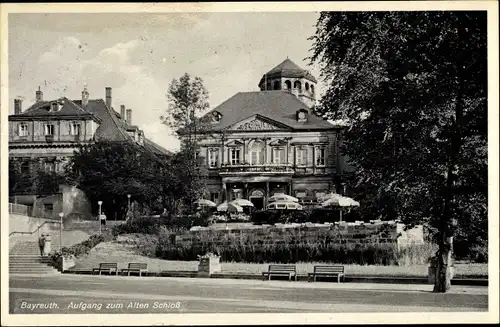 Ak Bayreuth in Oberfranken, Aufgang zum alten Schloss