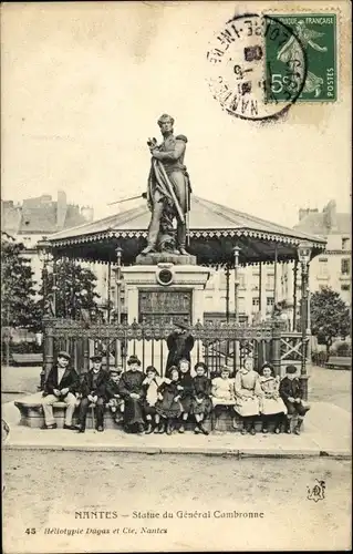 Ak Nantes Loire Atlantique, Statue du General Cambronne