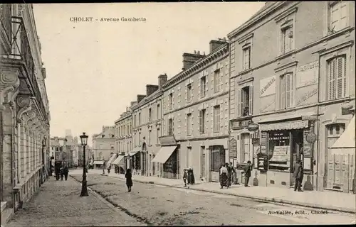 Ak Cholet Maine et Loire, Avenue Gambetta