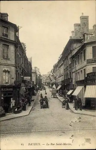 Ak Bayeux Calvados, La Rue Saint Martin