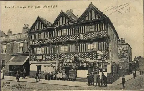 Ak Wakefield Yorkshire England, Six Chimneys, Kirkgate, Crown and Anchor Hotel