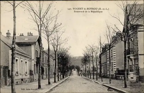 Ak Nogent le Rotrou Eure et Loir, Boulevard de la Republique