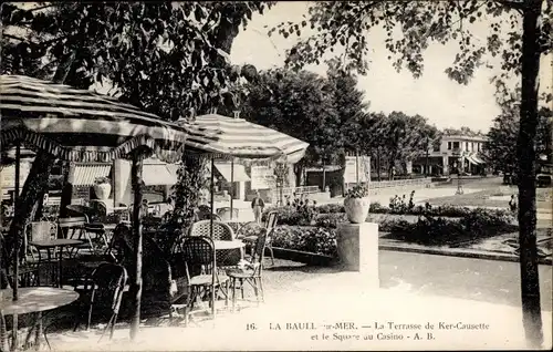 Ak La Baule Loire Atlantique, Le Terrasse de Ker Caussette et le Square au Casino