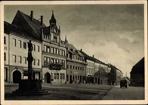 Ak Frankenberg an der Zschopau Sachsen, Langgestreckter Markt, Brunnen