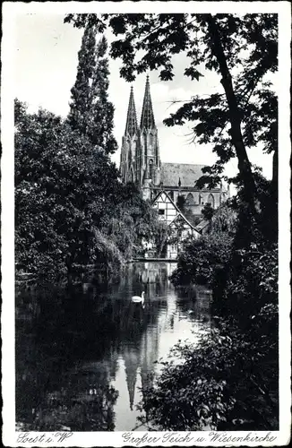 Ak Soest in Nordrhein Westfalen, Großer Teich und Wiesenkirche