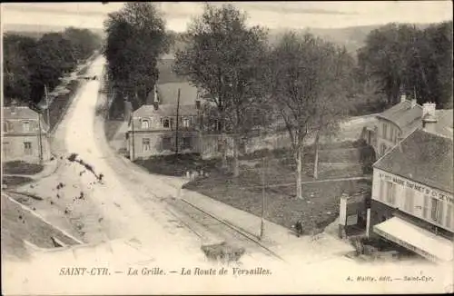Ak Saint Cyr Yvelines, La Grille, La Route de Versailles
