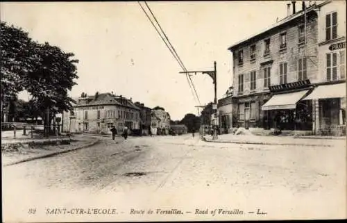 Ak Saint Cyr l'Ecole Yvelines, La Route de Versailles