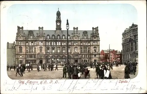 Ak Leeds Yorkshire England, City Square