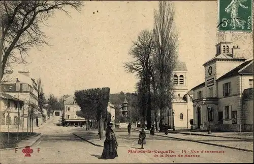 Ak Marnes la Coquette Hauts de Seine, Vue d'ensemble de la Place de Marnes