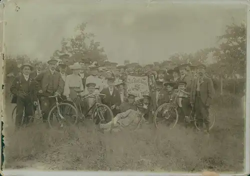 Foto Gruppenbild Arbeiter Radfahr Verein 1900