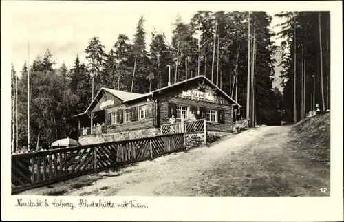 Ak Neustadt bei Coburg in Oberfranken, Schutzhütte mit Turm am Wald