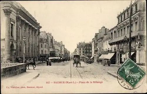 Ak Saumur Maine et Loire, Place de la Billange