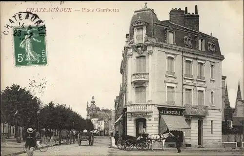 Ak Châteauroux Indre, Place Gambetta, A l'Incroyable, Kutsche