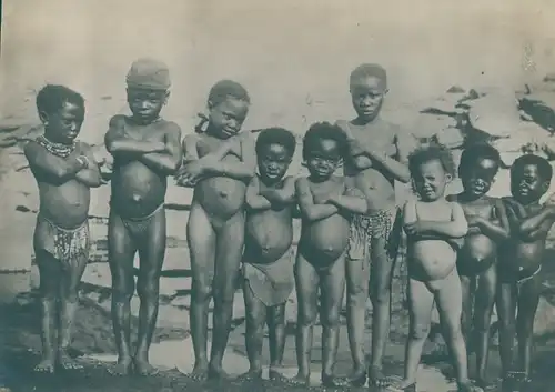 Foto Namibia, DSWA, Afrikanische Kinder, Gruppenbild