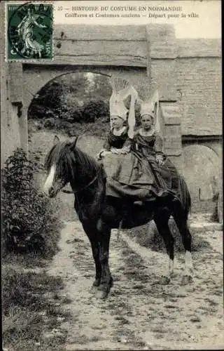 Ak Bayeux Calvados Normandie, Histoire du Costume en Normandie, Coiffures et Costumes anciens