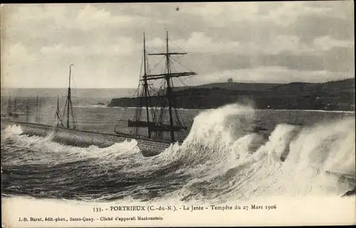 Ak Portrieux Cotes d'Armor, La Jetee, Tempete du 27 Mars 1906