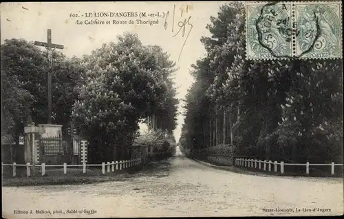 Ak Le Lion d'Angers Maine et Loire, Le Calvaire en Route de Thorigne