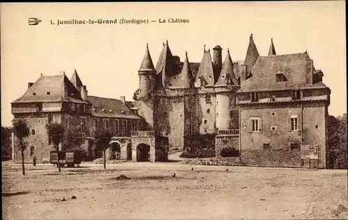 Ak Jumilhac le Grand Dordogne, Le Chateau