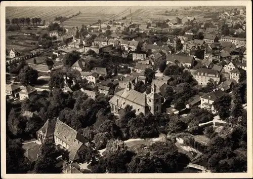 Ak Uetersen in Schleswig Holstein, Stadt vom Flugzeug aus gesehen