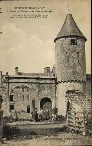 Ak Saint Pierre du Mont Calvados, L'Entree du Chateau et la Tour du Guetteur