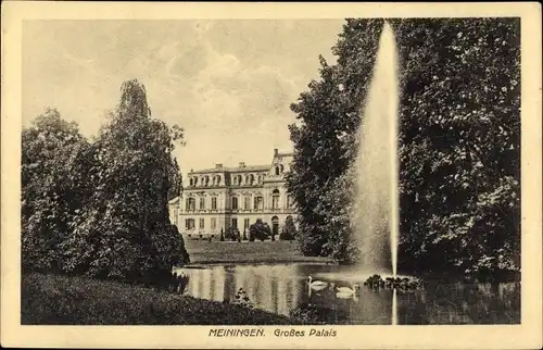 Ak Meiningen in Südthüringen, Großes Palais, Schwäne