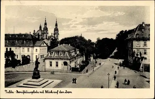 Ak Fulda in Osthessen, Bonifatiusplatz, Dom, Denkmal