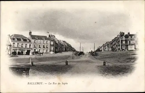 Ak Balleroy Calvados, La Rue du Sapin