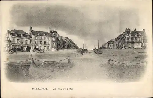 Ak Balleroy Calvados, La Rue du Sapin