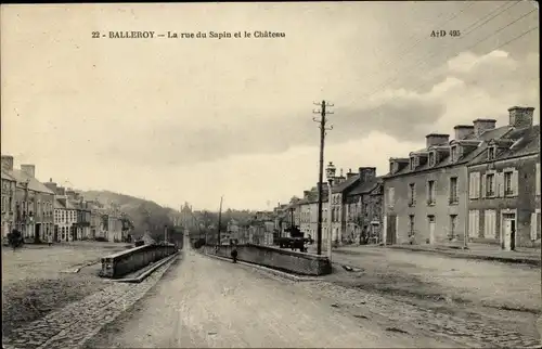 Ak Balleroy Calvados, La rue du Sapin et le Chateau