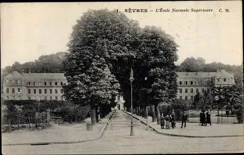 Ak Sevres Hauts de Seine, L'Ecole Normale Superieure