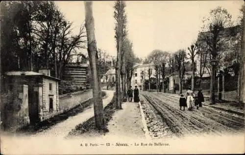 Ak Sevres Hauts de Seine, La Rue de Bellevue