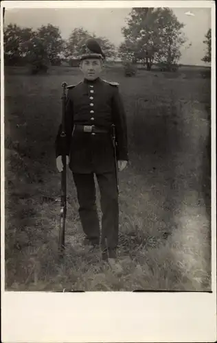 Foto Ak Soldat in Uniform, Sächsischer Jäger, Offizier
