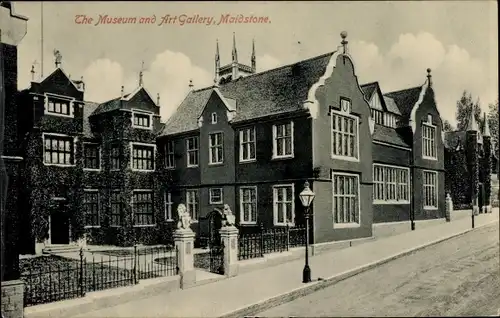 Ak Maidstone South East England, The Museum, Art Gallery
