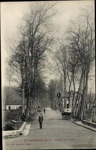 Ak Le Vaudreuil Eure, Avenue de la Gare