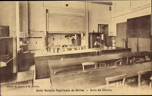 Ak Sevres Hauts de Seine, Ecole Normale Superieure, Salle de Chimie