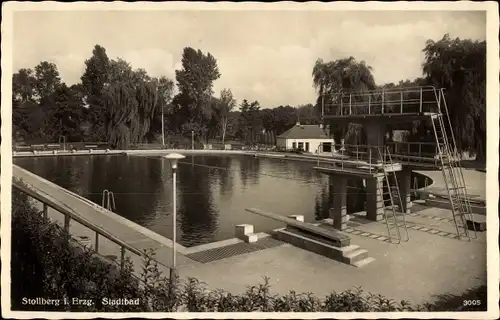 Ak Stollberg im Erzgebirge, Stadtbad, Freibad, Sprungturm