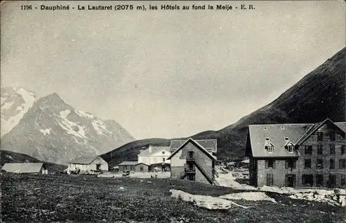 Ak Grenoble Isère, Le Lautaret, Les Hotels au fond la Meije