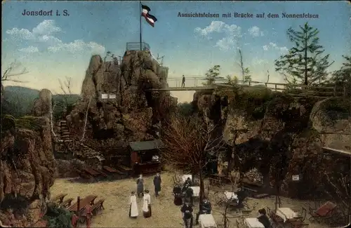 Ak Jonsdorf in Sachsen, Aussichtsfelsen mit Brücke auf dem Nonnenfelsen