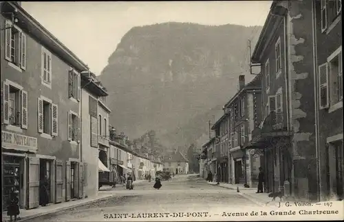 Ak Saint Laurent du Pont Isère, Avenue de la Grande Chartreuse