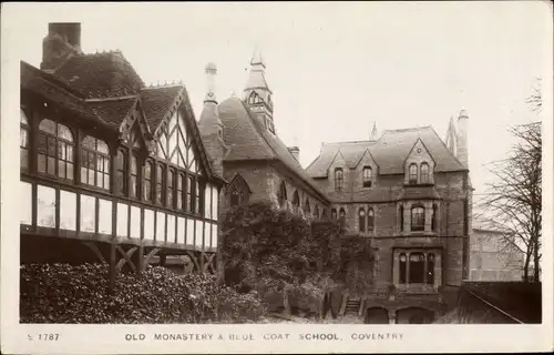 Ak Coventry West Midlands England, Old Monastery, Blue Coat School