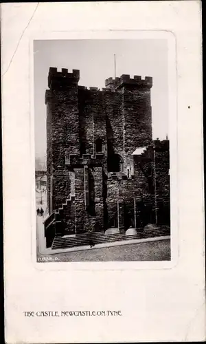 Passepartout Ak Newcastle upon Tyne North East England, The Castle