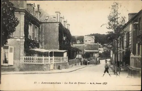 Ak Arromanches Calvados, La Rue de Fresne