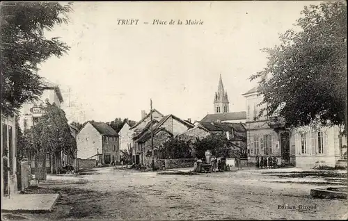 Ak Trept Isère, Place de la Mairie