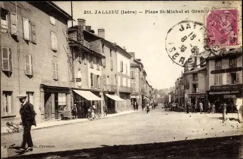 Ak Jallieu Isère, Place Saint Michel et Grande Rue