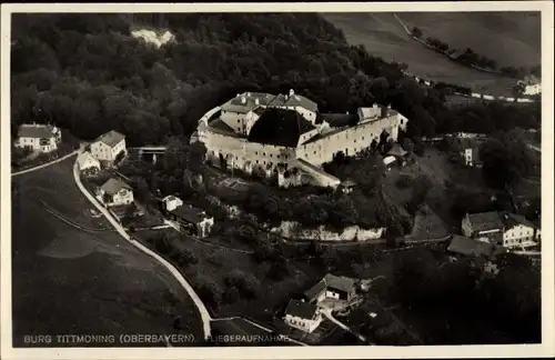 Ak Tittmoning in Oberbayern, Fliegeraufnahme der Burg